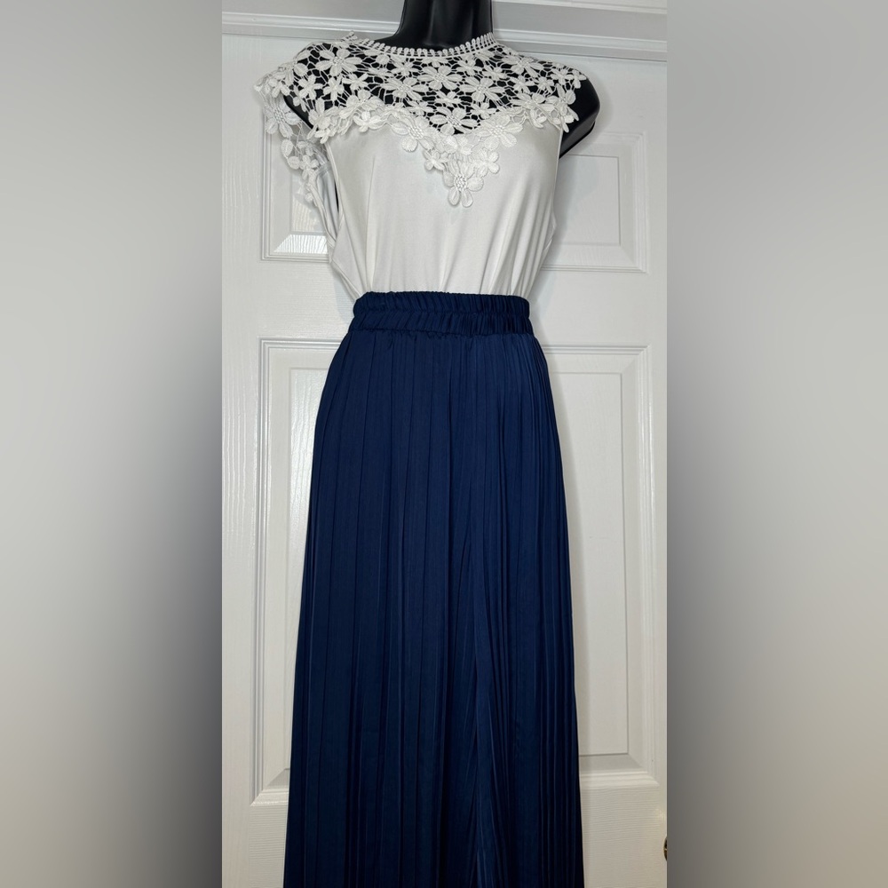 NA-KD Navy Pleated Satin Wide Leg Pants